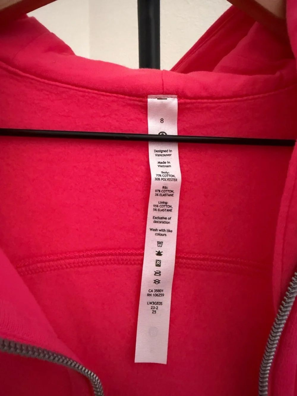 lululemon athletica scuba full zip Cropped lip gloss pink Hoodie - Picture 4 of 6